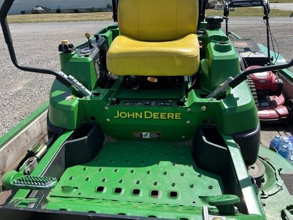 Image of John Deere Z820A equipment image 2