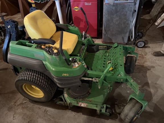 2008 John Deere Z820A Equipment Image0
