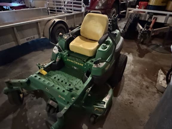 Image of John Deere Z820A equipment image 4