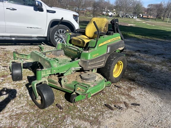 Image of John Deere Z820A equipment image 1