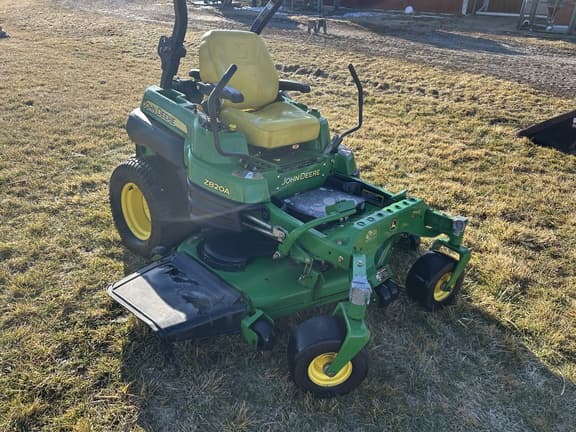 Image of John Deere Z820A equipment image 4