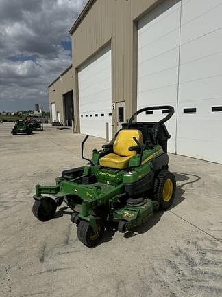 Image of John Deere Z820A equipment image 1