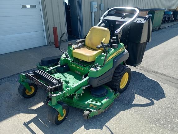 Image of John Deere Z820A Primary image