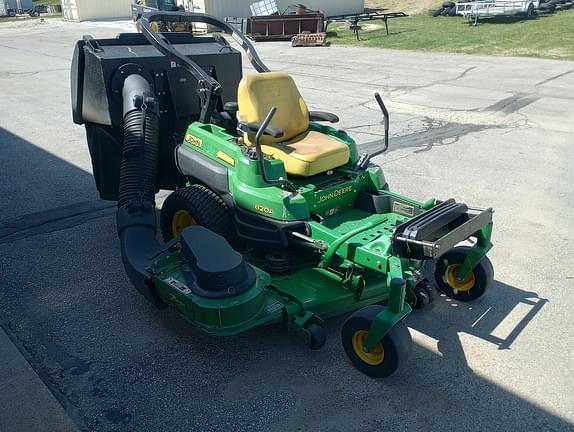 Image of John Deere Z820A equipment image 3