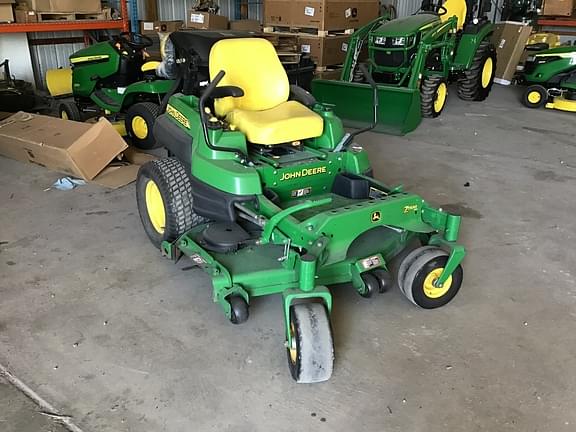 Image of John Deere Z820A equipment image 1