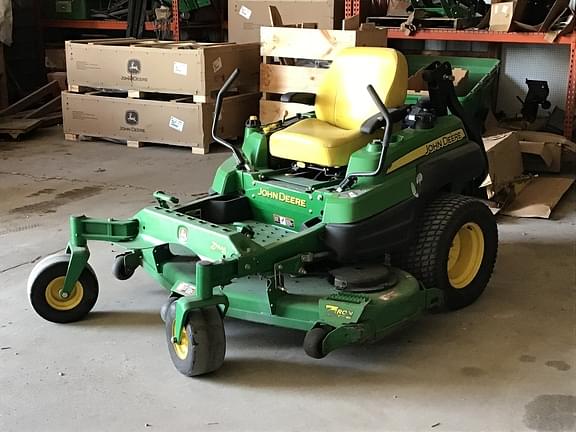 Image of John Deere Z820A equipment image 3