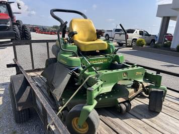 Main image John Deere Z820A