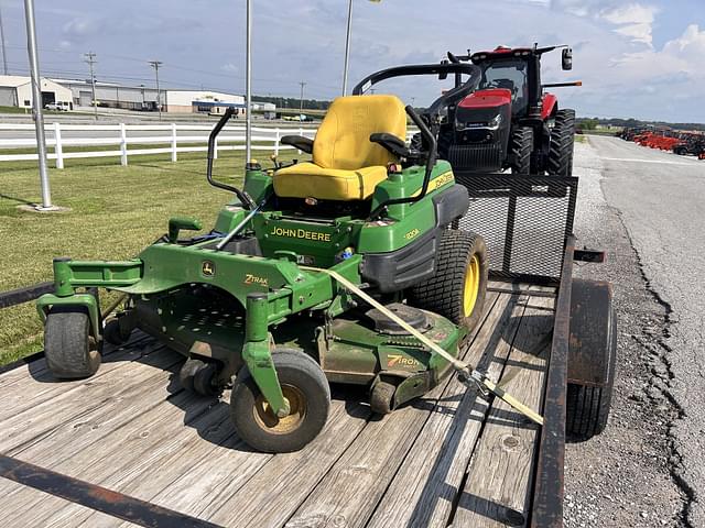 Image of John Deere Z820A equipment image 2
