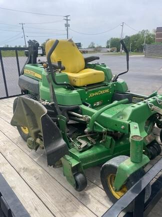 Main image John Deere Z830A