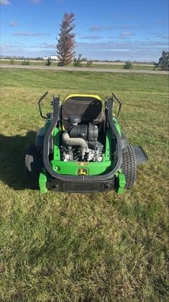 Image of John Deere Z830A equipment image 1