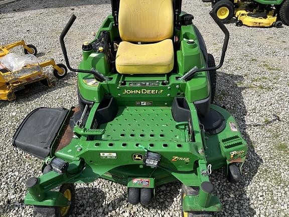 Image of John Deere Z830A Image 1