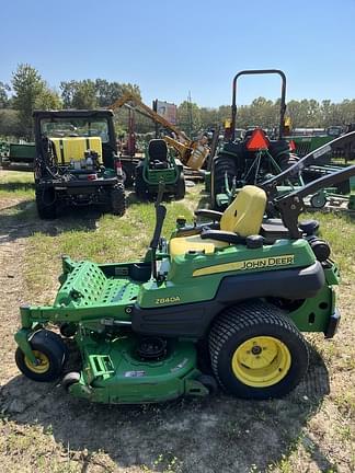 Image of John Deere Z840A equipment image 1