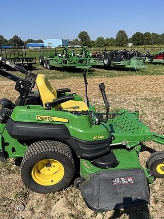 Image of John Deere Z840A equipment image 4