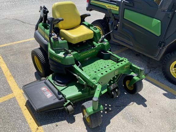 Image of John Deere Z840A equipment image 3