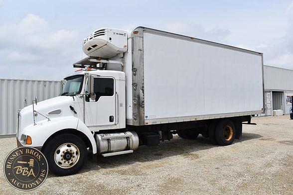Image of Kenworth T300 Primary image