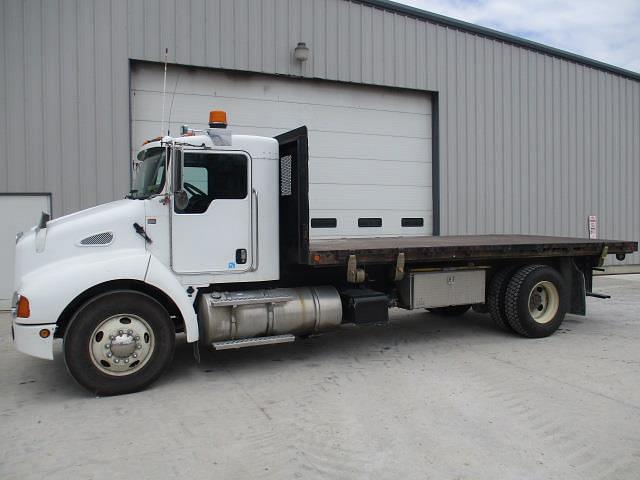 2008 Kenworth T300 Equipment Image0