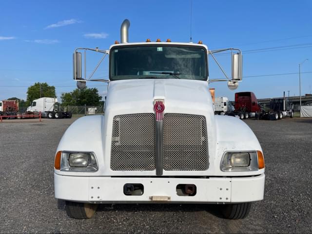 Image of Kenworth T300 equipment image 1