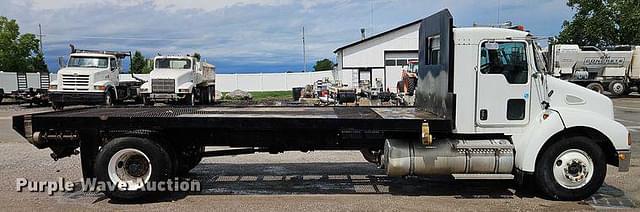 Image of Kenworth T300 equipment image 3
