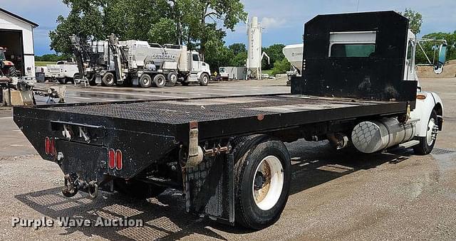 Image of Kenworth T300 equipment image 4