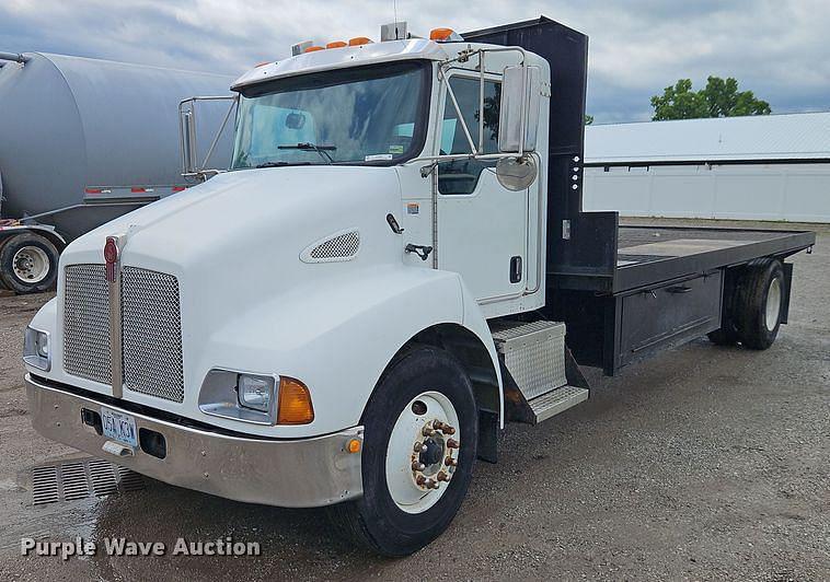 Image of Kenworth T300 Primary image