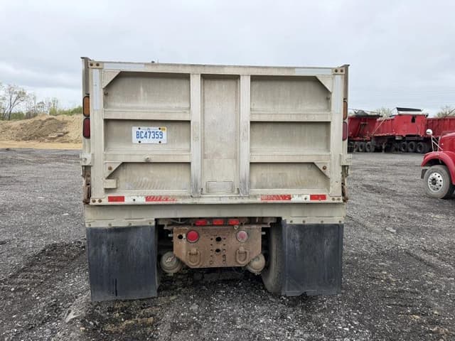 Image of Kenworth T300 equipment image 2