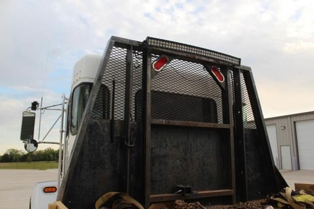 Thumbnail image Kenworth T300 5