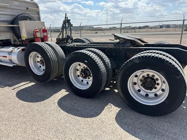 Image of Kenworth T800 equipment image 4