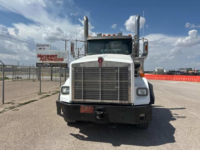 Image of Kenworth T800 equipment image 1
