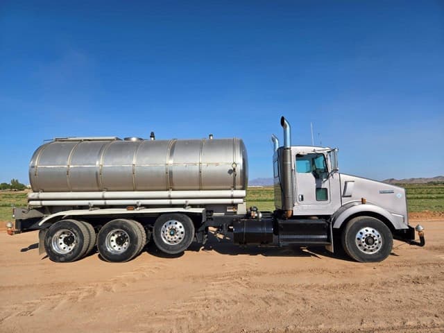 Image of Kenworth T800 equipment image 1