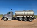 2008 Kenworth T800 Image