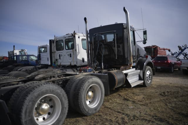 Image of Kenworth T800 equipment image 4