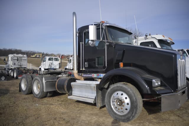 Image of Kenworth T800 equipment image 2