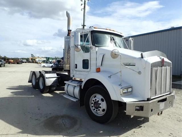 Image of Kenworth T800 equipment image 1