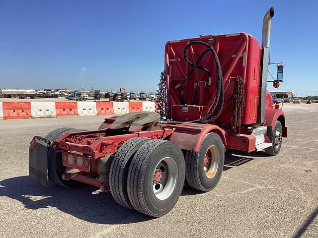 Image of Kenworth T800 equipment image 2