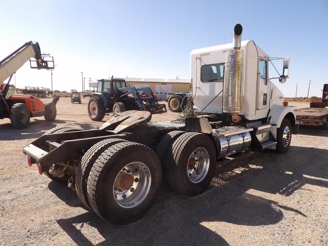 Image of Kenworth T800 equipment image 4