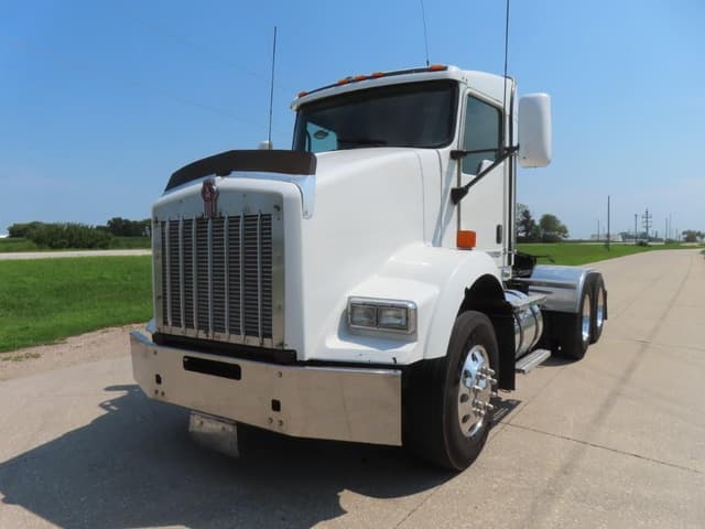 Image of Kenworth T800 equipment image 1