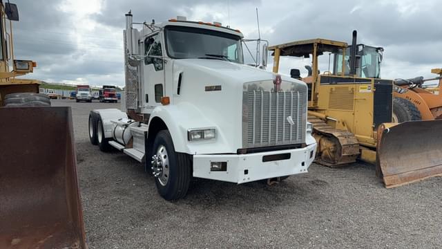 Image of Kenworth T800 equipment image 2