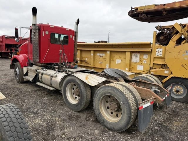 Image of Kenworth T800 equipment image 1