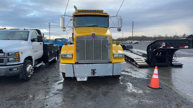 Image of Kenworth T800 equipment image 1