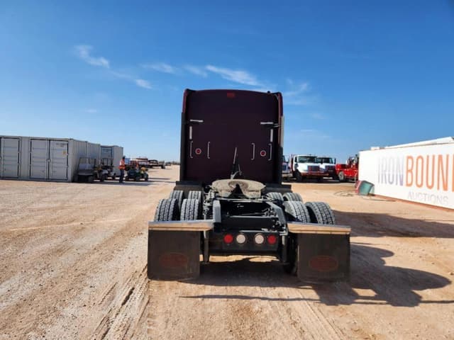 Image of Kenworth T800 equipment image 3