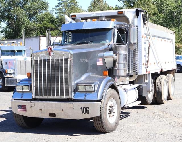 Image of Kenworth W900 equipment image 1