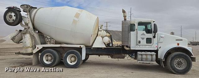 Image of Kenworth W900 equipment image 3