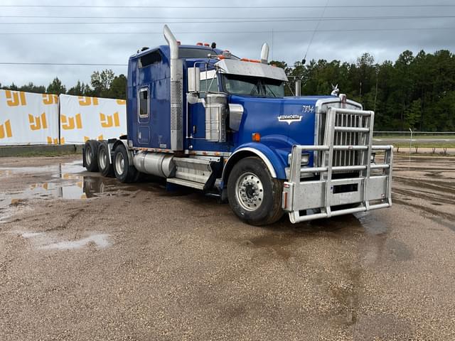 Image of Kenworth W900 equipment image 2