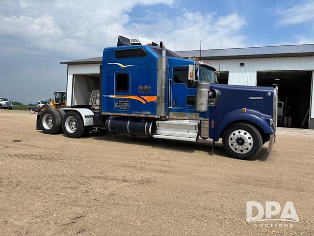 Image of Kenworth W900 equipment image 2
