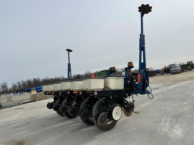 Image of Kinze 3000 equipment image 3