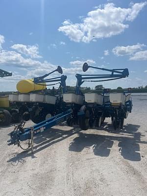 2008 Kinze 3200 Image