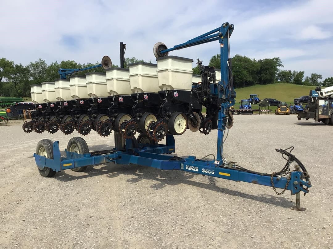 Image of Kinze 3500 Primary image