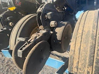 Image of Kinze 3600 equipment image 3