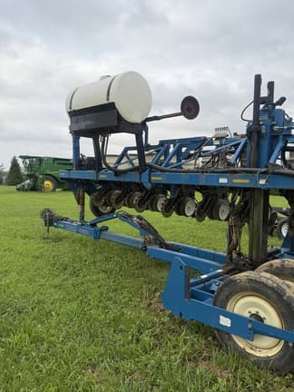 Image of Kinze 3600 equipment image 1