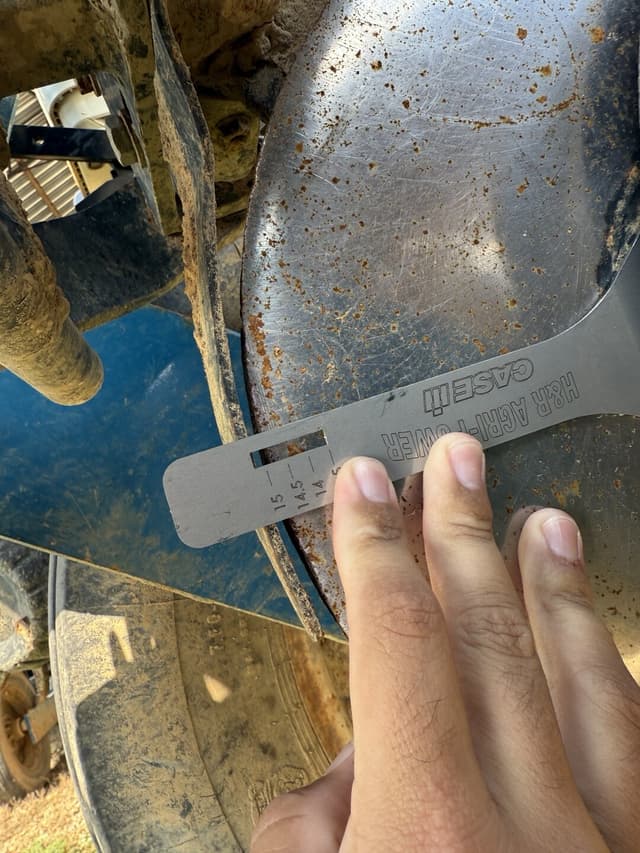 Image of Kinze 3600 equipment image 1